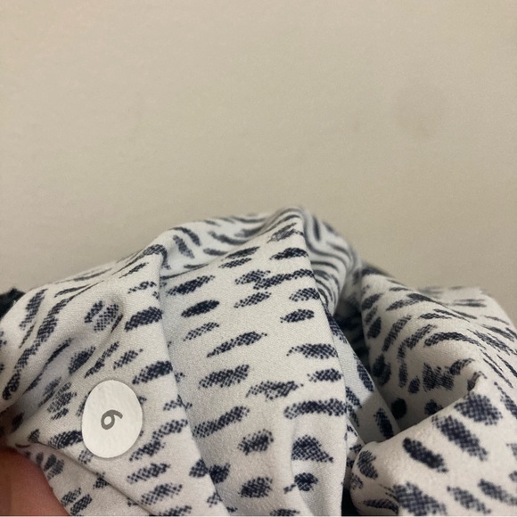 Lululemon Trainer Track Pants Size 6 Grey Polka Dot Dottie Dash Lined - Picture 10 of 10